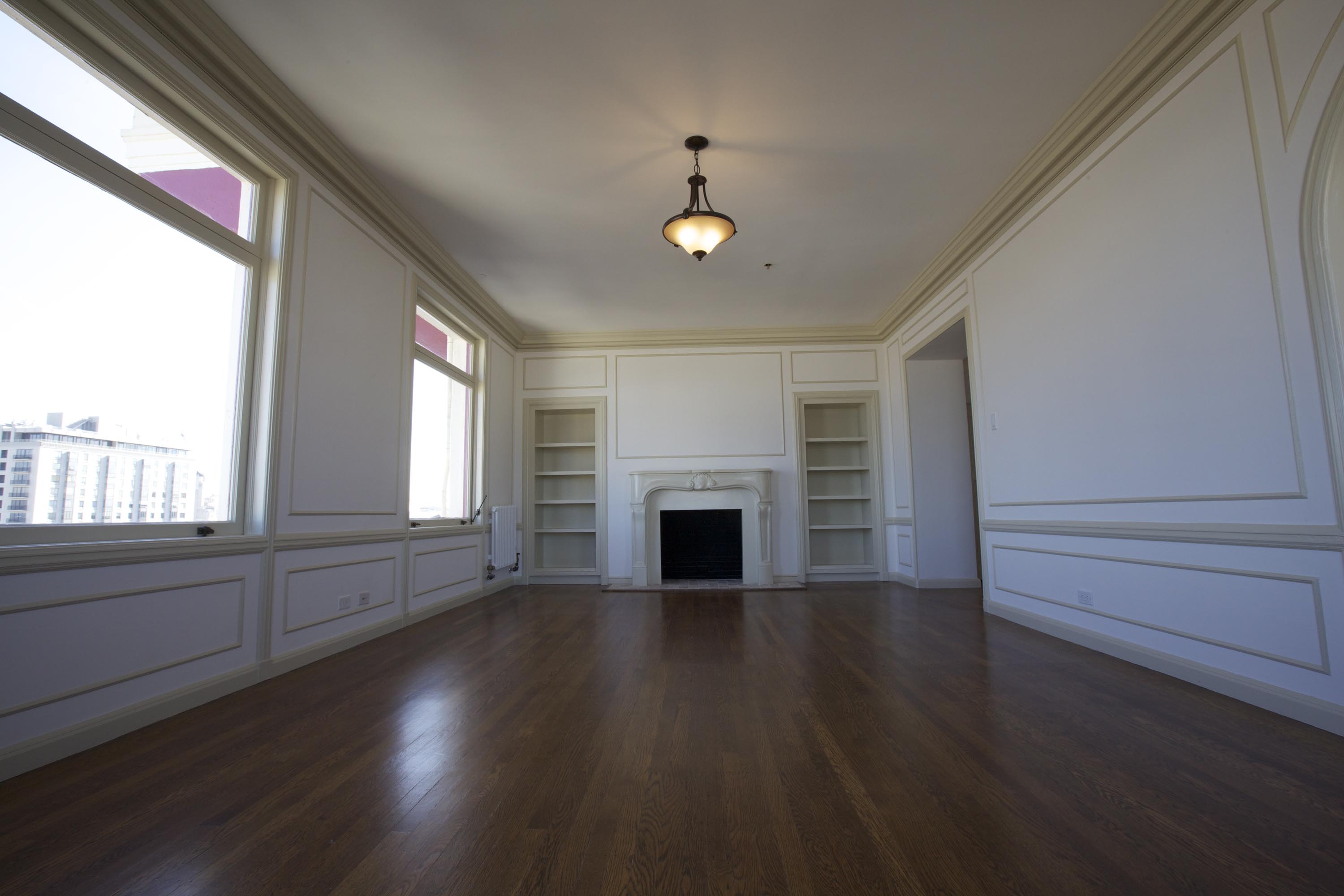 Apartment 902 at Bently Nob Hill